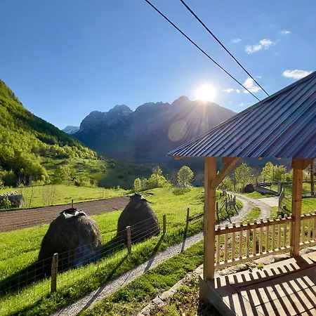 Nature Bed & Breakfast Vuthaj